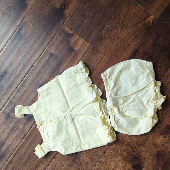 Janie and Jack yellow bloomer outfit - Picture 2 of 8